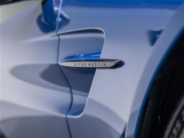 Used 2026 Aston Martin V8 Vantage Coupe image 25