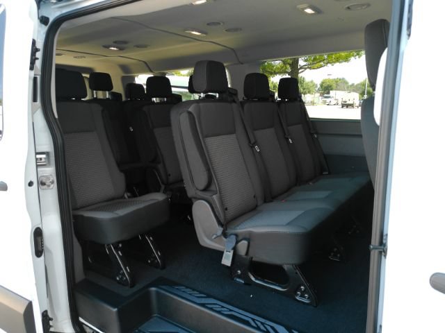 Used 2025 Ford Transit 350 XLT RWD image 6