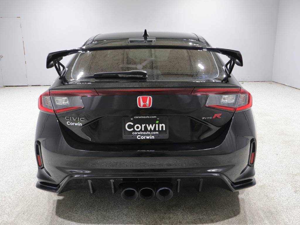 Used 2023 Honda Civic Type R image 3