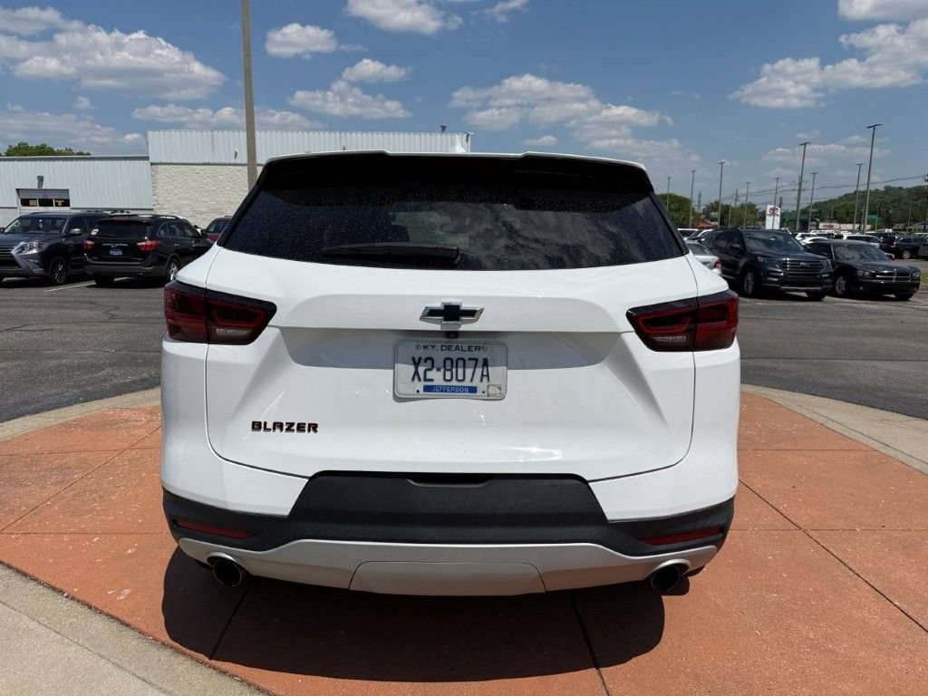 Used 2024 Chevrolet Blazer LT w/ Redline Edition FWD image 5