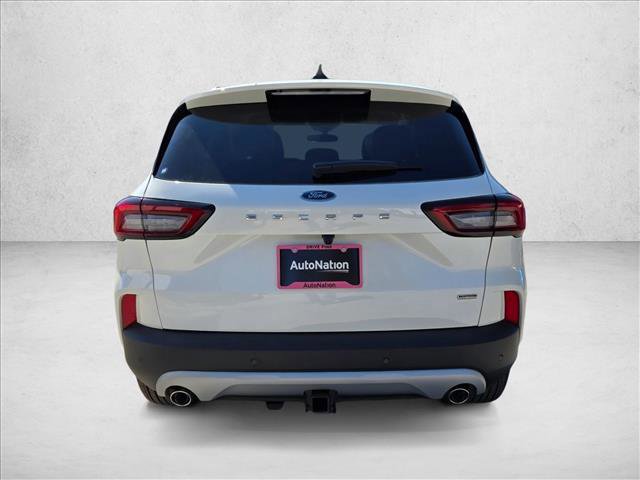 New 2026 Ford Escape SE w/ Class II Trailer Tow Package FWD image 9