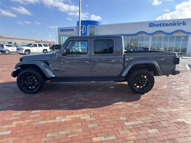 Used 2022 Jeep Gladiator Overland image 33