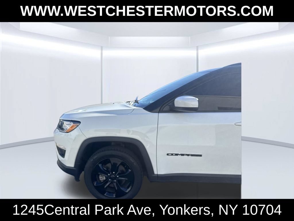 Used 2021 Jeep Compass Latitude w/ Sun and Sound Group AWD/4WD image 9
