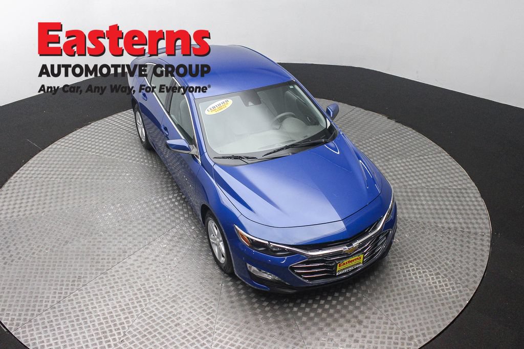 Used 2023 Chevrolet Malibu LT FWD image 3