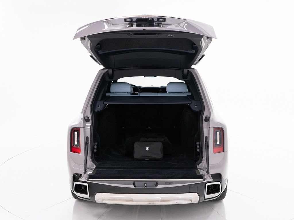 Certified 2025 Rolls-Royce Cullinan AWD/4WD image 52