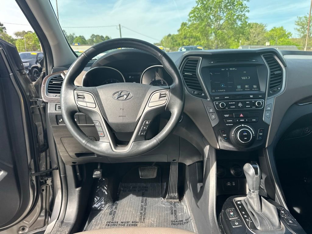 Used 2017 Hyundai Santa Fe Sport FWD image 14