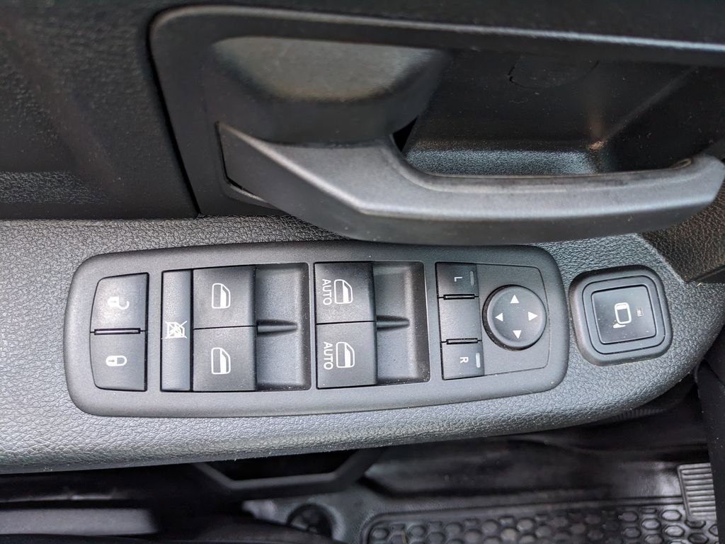 Used 2024 RAM 2500 Tradesman w/ Chrome Appearance Group image 45