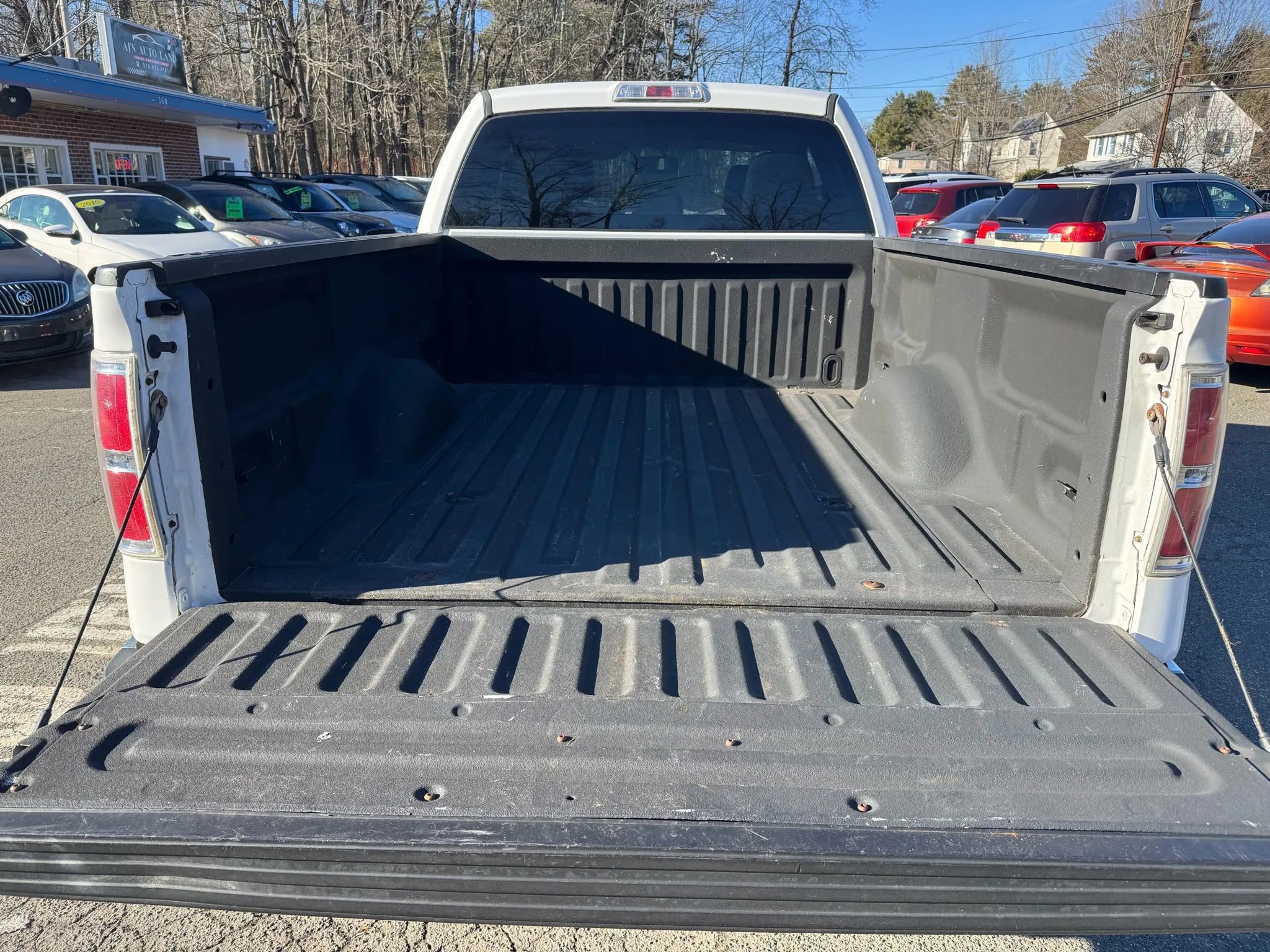 Used 2014 Ford F150 XLT w/ XLT Chrome Package AWD/4WD image 11