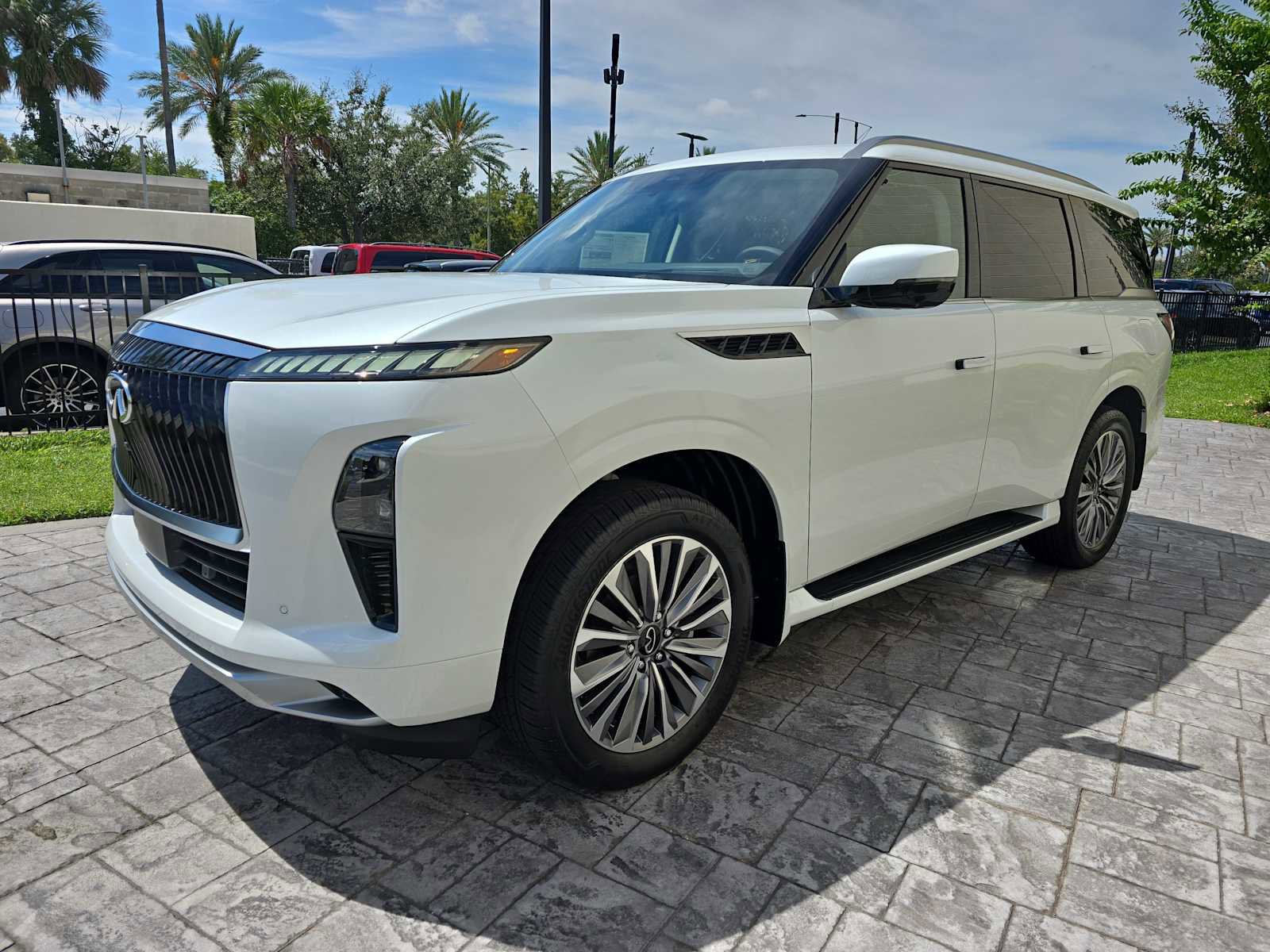 New 2026 INFINITI QX80 Luxe w/ Cargo Package image 8