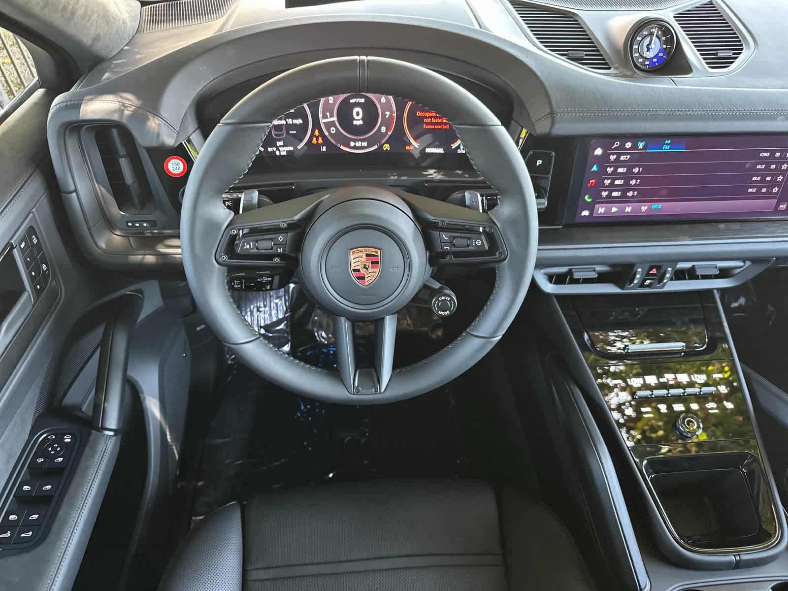 New 2026 Porsche Cayenne GTS AWD/4WD image 15