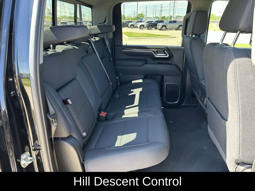 Used 2025 Chevrolet Silverado 2500 LT w/ Convenience Package image 34