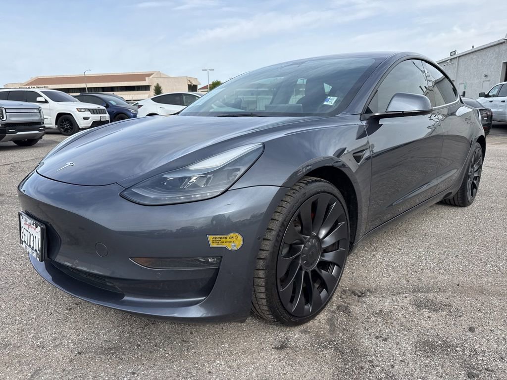 Used 2022 Tesla Model 3 Performance image 3