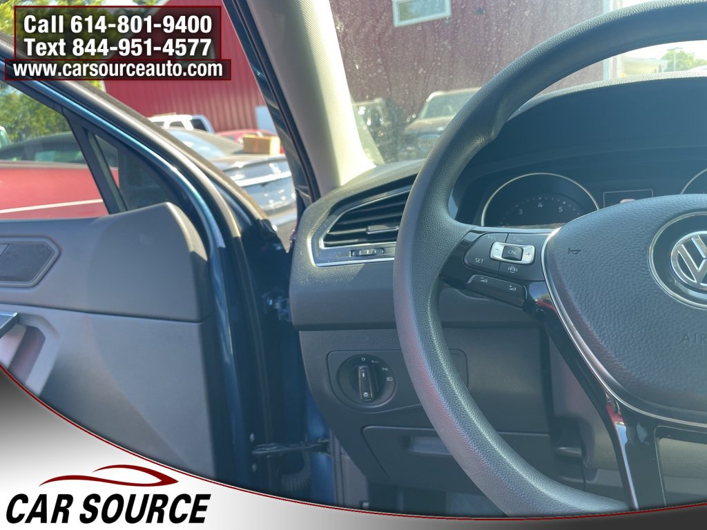 Used 2020 Volkswagen Tiguan S image 25