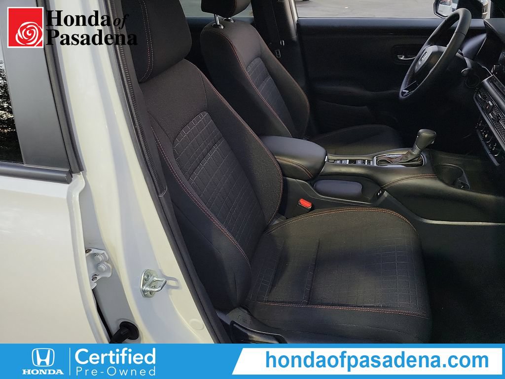 Certified 2025 Honda HR-V Sport image 23