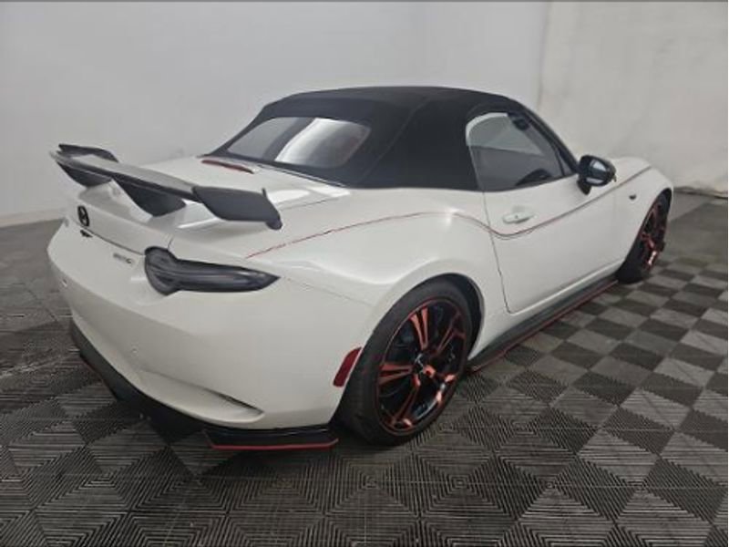 Used 2023 MAZDA MX-5 Miata Grand Touring image 3