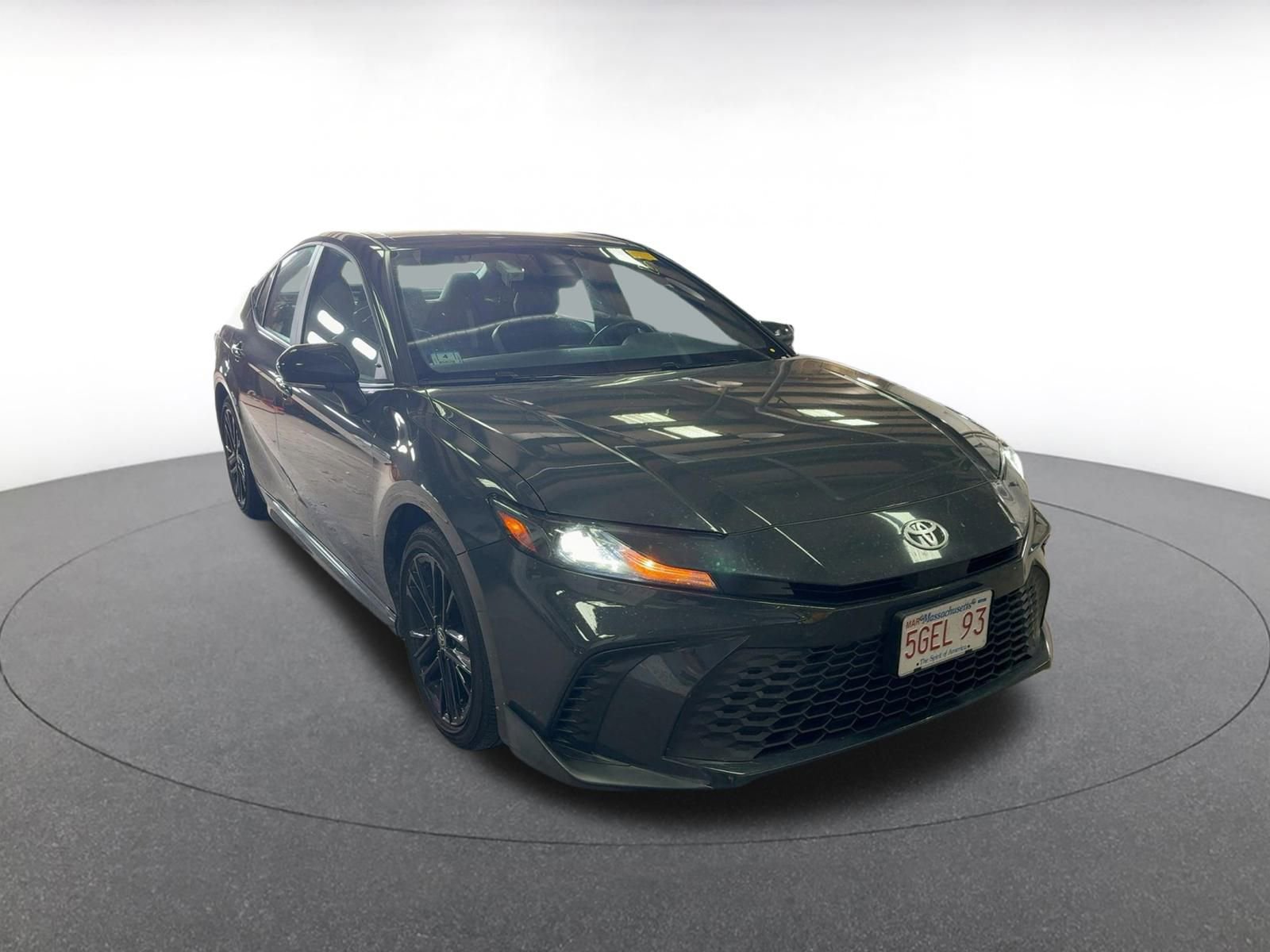 Used 2025 Toyota Camry SE