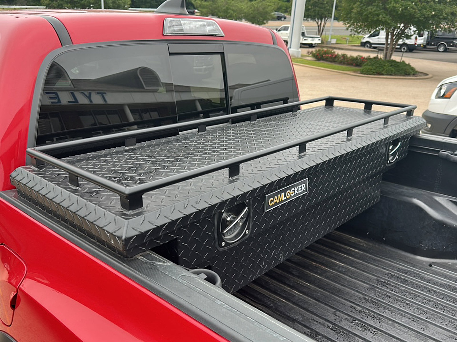 Used 2020 Toyota Tacoma TRD Off-Road AWD/4WD image 13