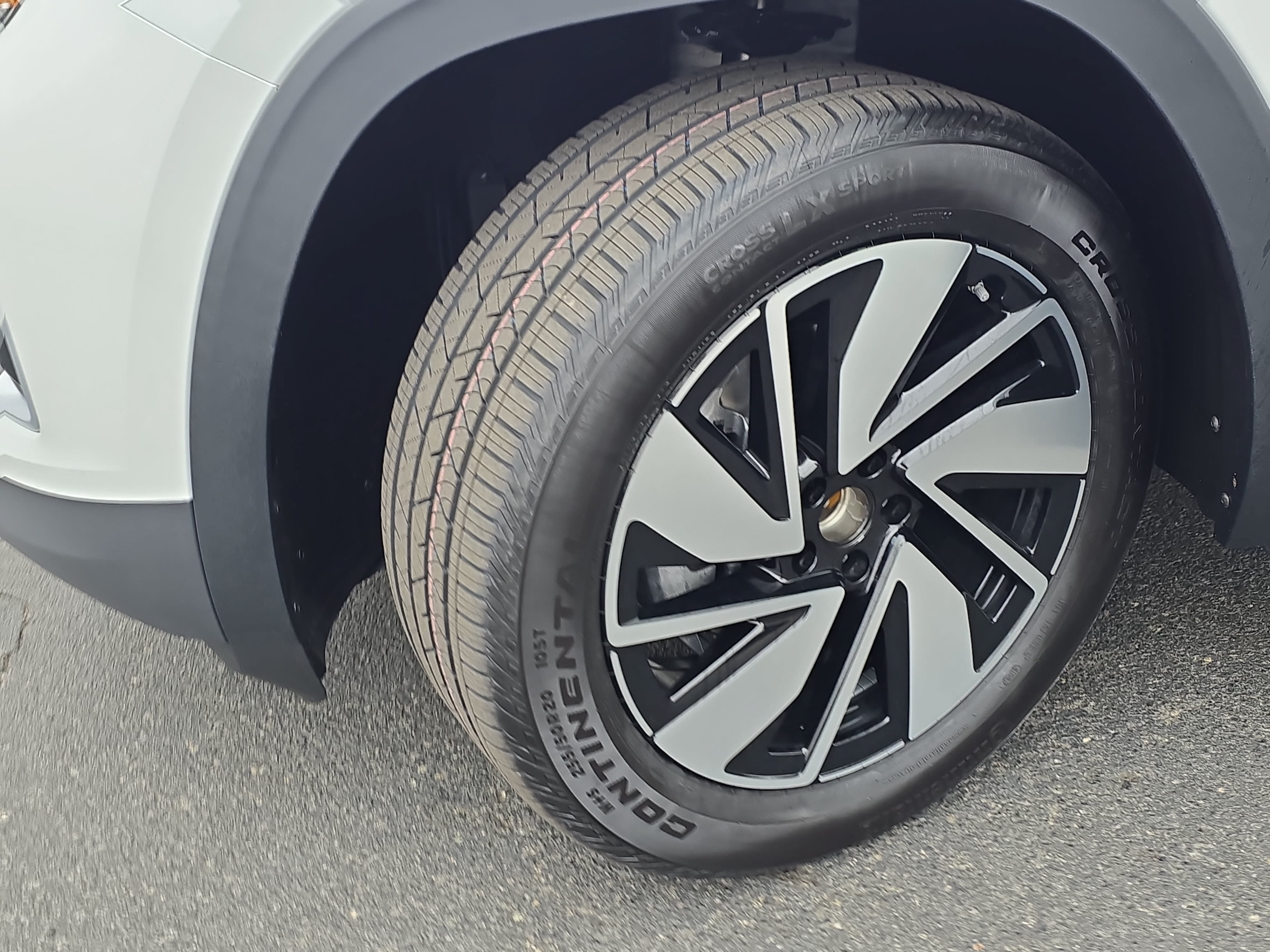 New 2026 Volkswagen Atlas SEL AWD/4WD image 34