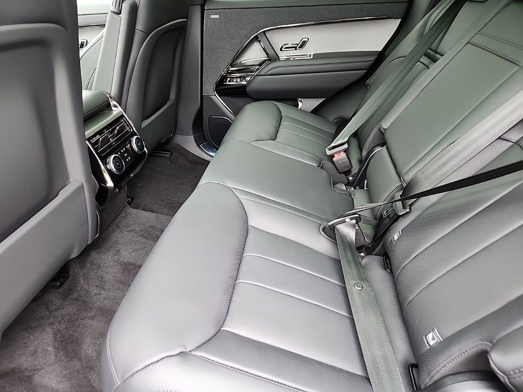 New 2025 Land Rover Range Rover Sport Dynamic SE image 5