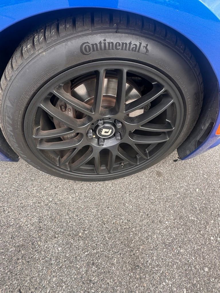 Used 2018 Chevrolet Camaro SS RWD image 6