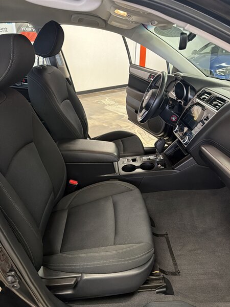 Used 2019 Subaru Legacy 2.5i Premium AWD/4WD image 16