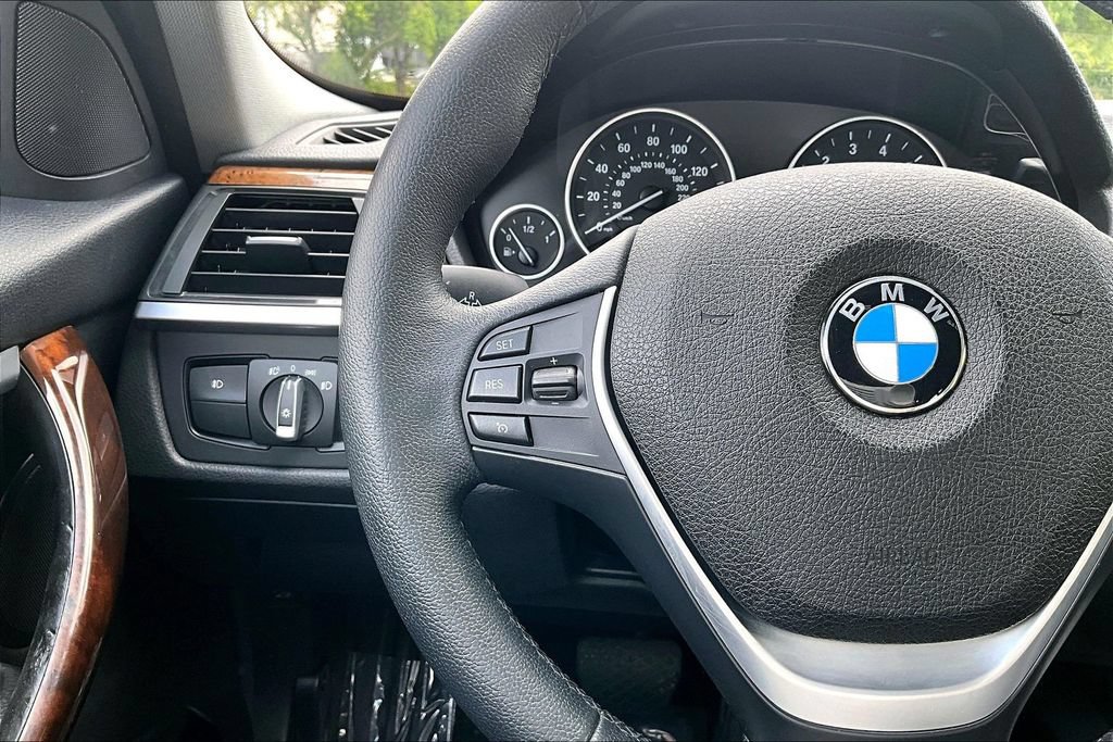 Used 2014 BMW 328i Sedan RWD image 24