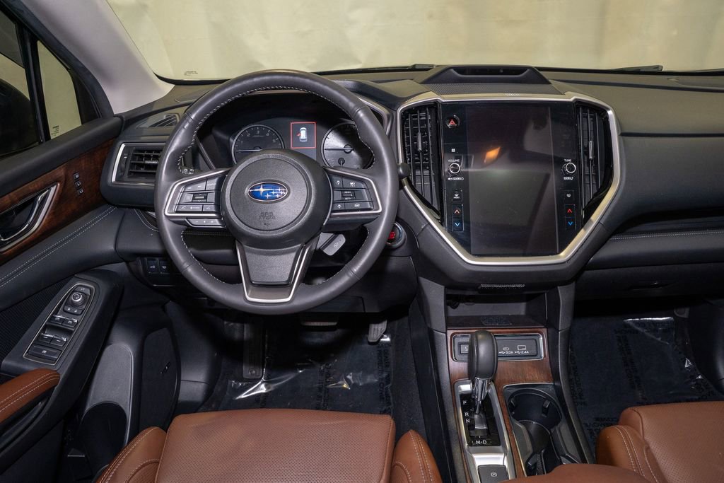 Used 2023 Subaru Ascent Touring image 7