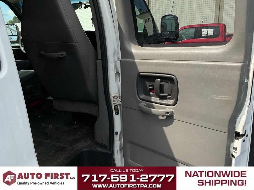 Used 2012 GMC Savana 1500 LS AWD/4WD image 9
