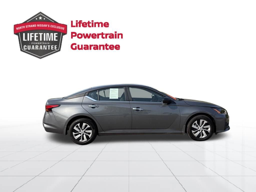 Certified 2024 Nissan Altima 2.5 S FWD image 7