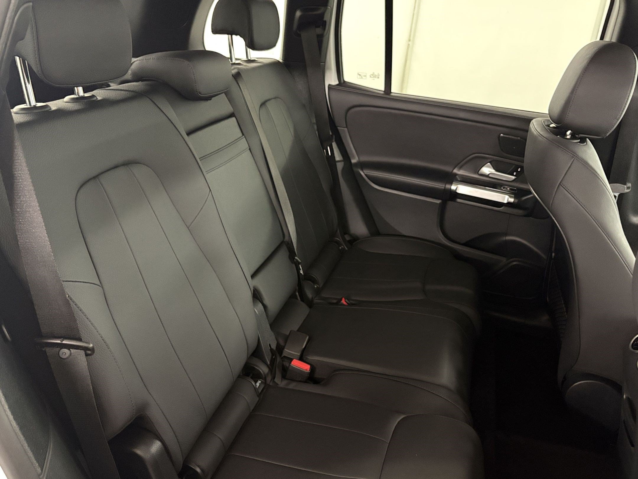 Certified 2026 Mercedes-Benz GLB 250 image 44