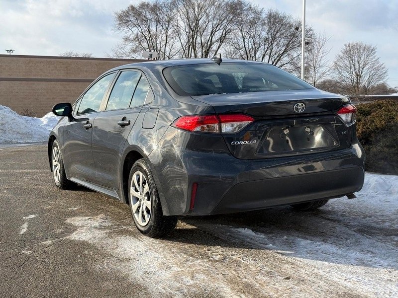 Used 2024 Toyota Corolla LE image 5