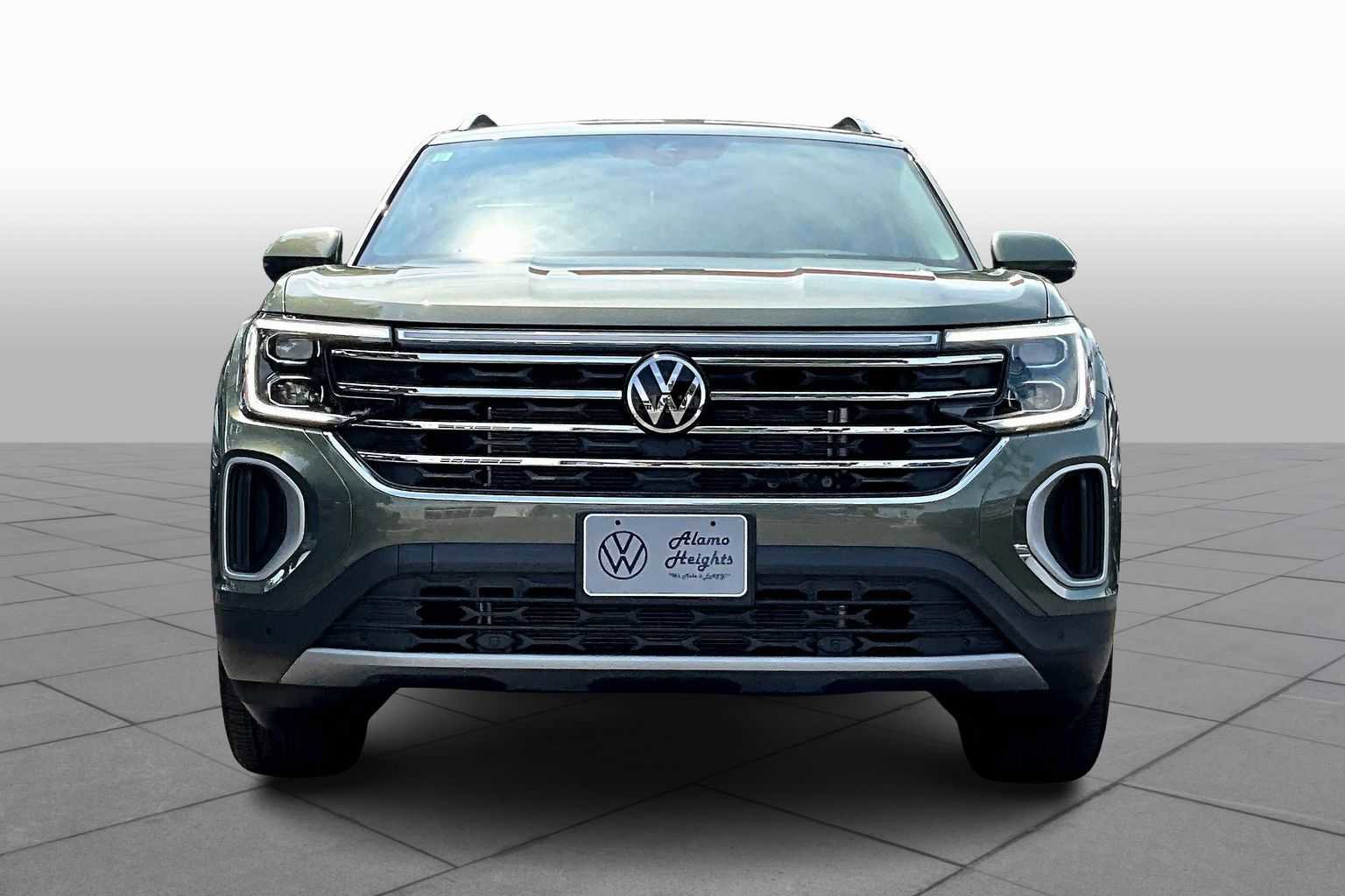 New 2026 Volkswagen Atlas SE image 3