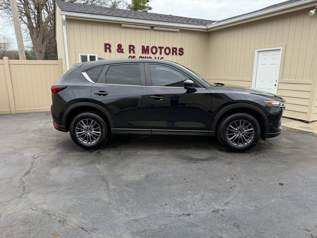 Used 2019 MAZDA CX-5 Touring image 2