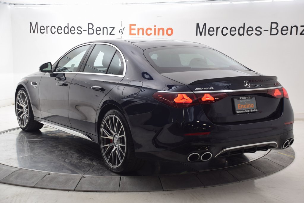 Used 2025 Mercedes-Benz E 53 AMG e 4MATIC Sedan image 4