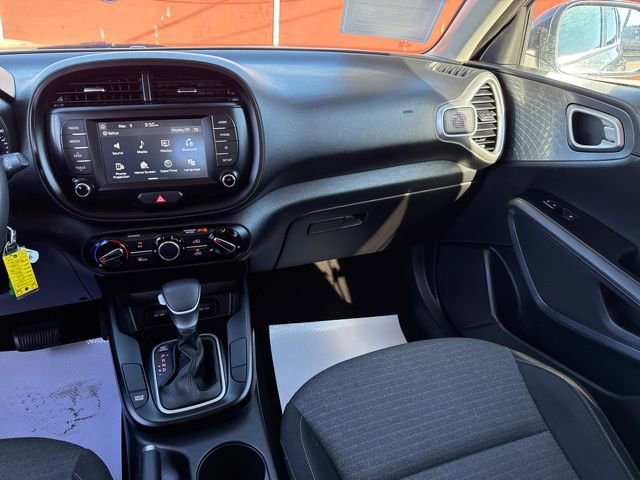 Used 2021 Kia Soul S FWD image 11