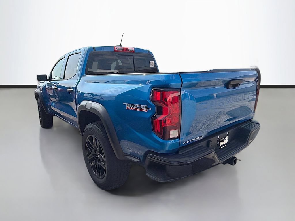 Used 2024 Chevrolet Colorado Trail Boss w/ Advanced Trailering Package AWD/4WD image 6