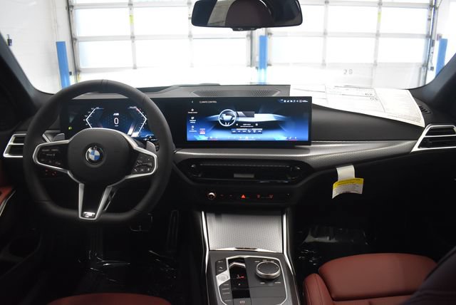 New 2026 BMW 330i xDrive Sedan w/ M Sport Package AWD/4WD image 5