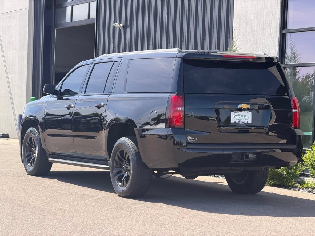 Used 2018 Chevrolet Suburban LT AWD/4WD image 3