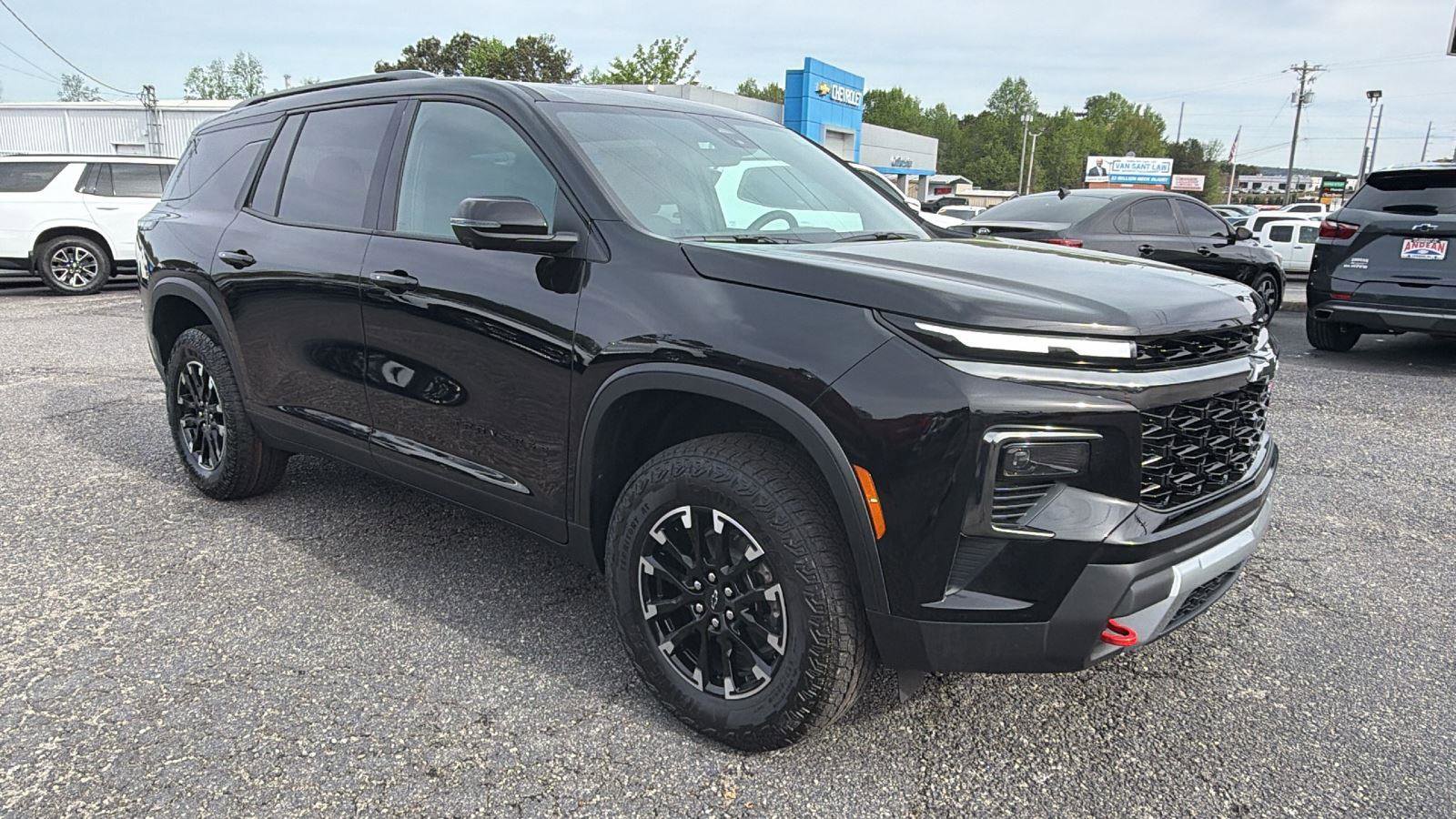 New 2026 Chevrolet Traverse Z71 w/ Driver Confidence Package image 3