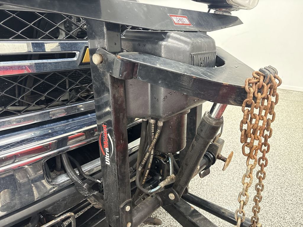 Used 2012 Chevrolet Silverado 3500 W/T w/ Snow Plow Prep Package image 46