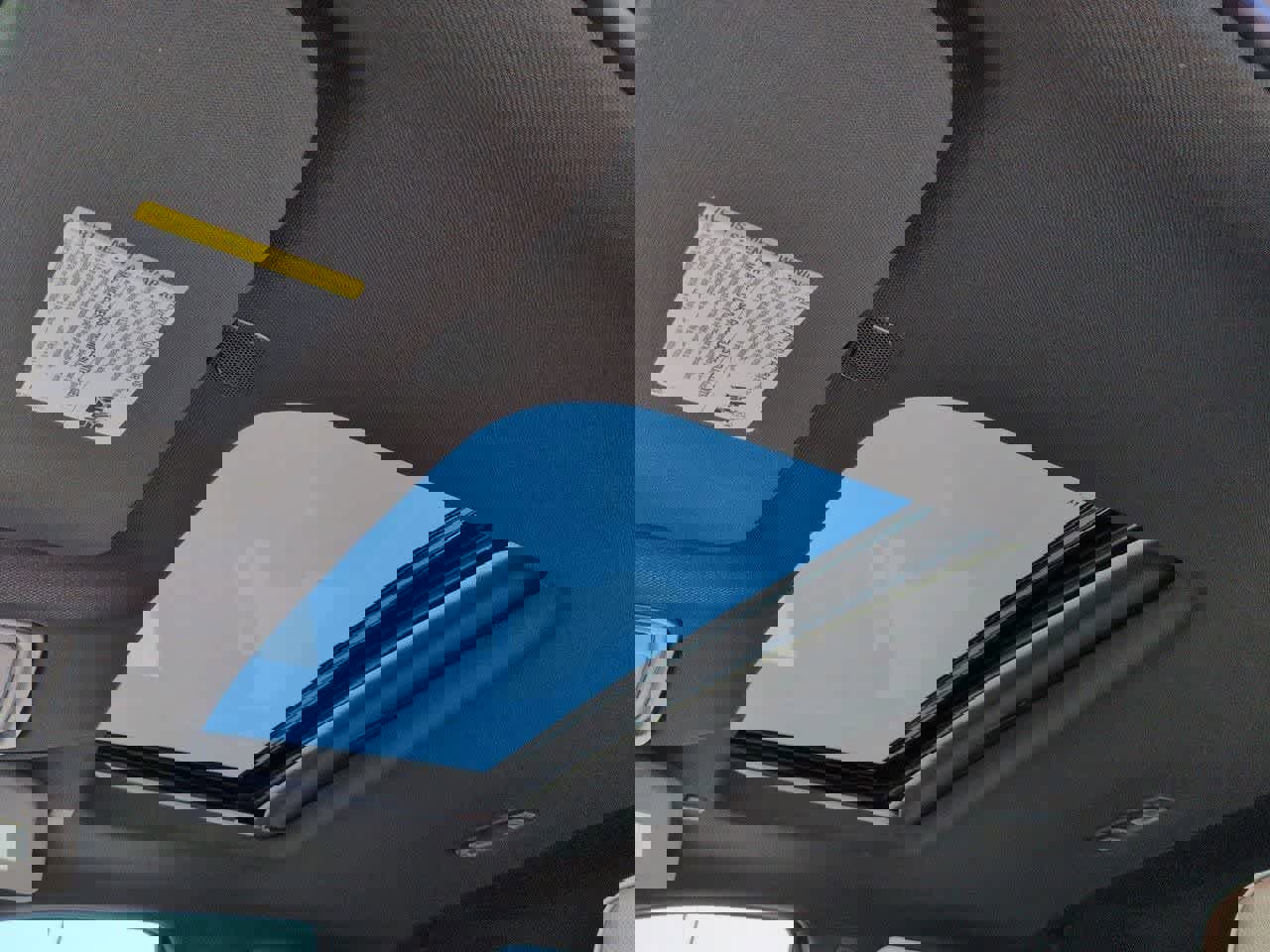 Used 2024 GMC Sierra 1500 Denali w/ Technology Package AWD/4WD image 19