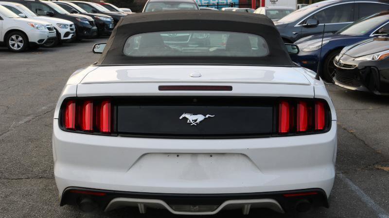 Used 2016 Ford Mustang Premium RWD image 9