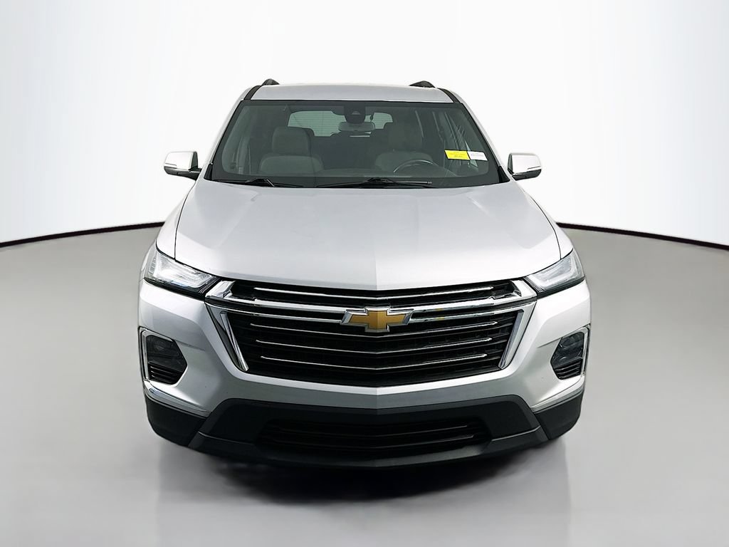 Used 2022 Chevrolet Traverse LT w/ LPO, Cargo Package FWD video 2