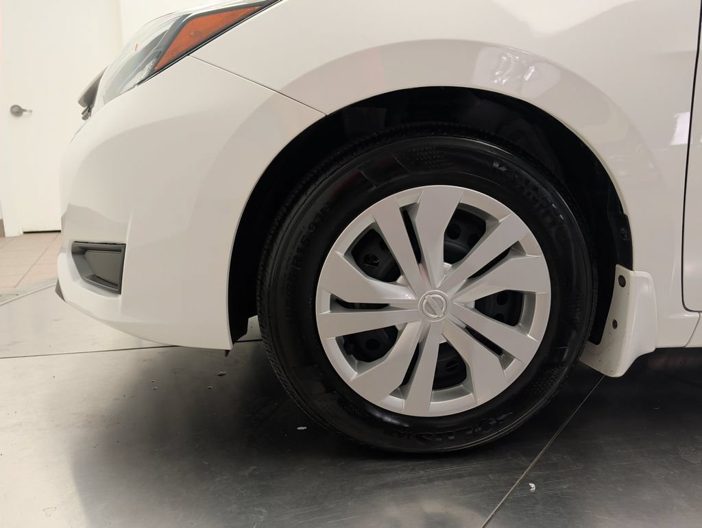 Used 2025 Nissan Versa S w/ Trunk Package FWD image 28
