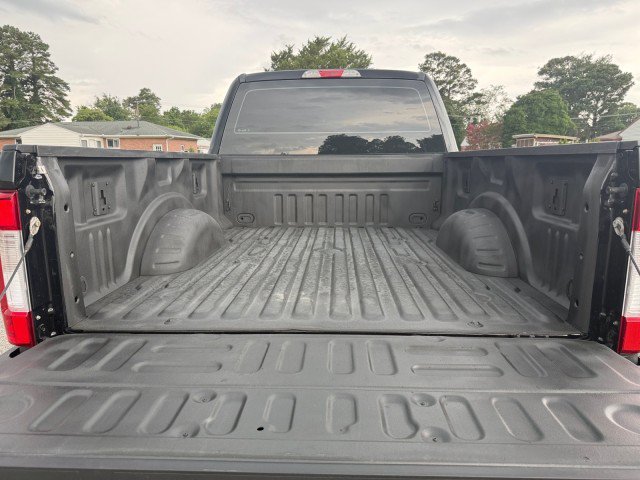 Used 2017 Ford F250 XL w/ Power Equipment Group AWD/4WD image 15