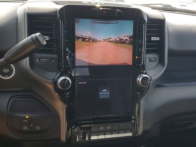 New 2026 RAM 3500 Tradesman AWD/4WD image 32