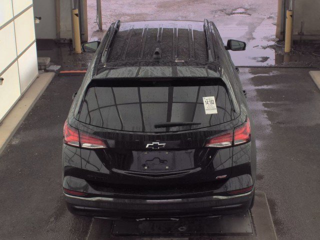 Used 2022 Chevrolet Equinox RS w/ Infotainment Package image 4