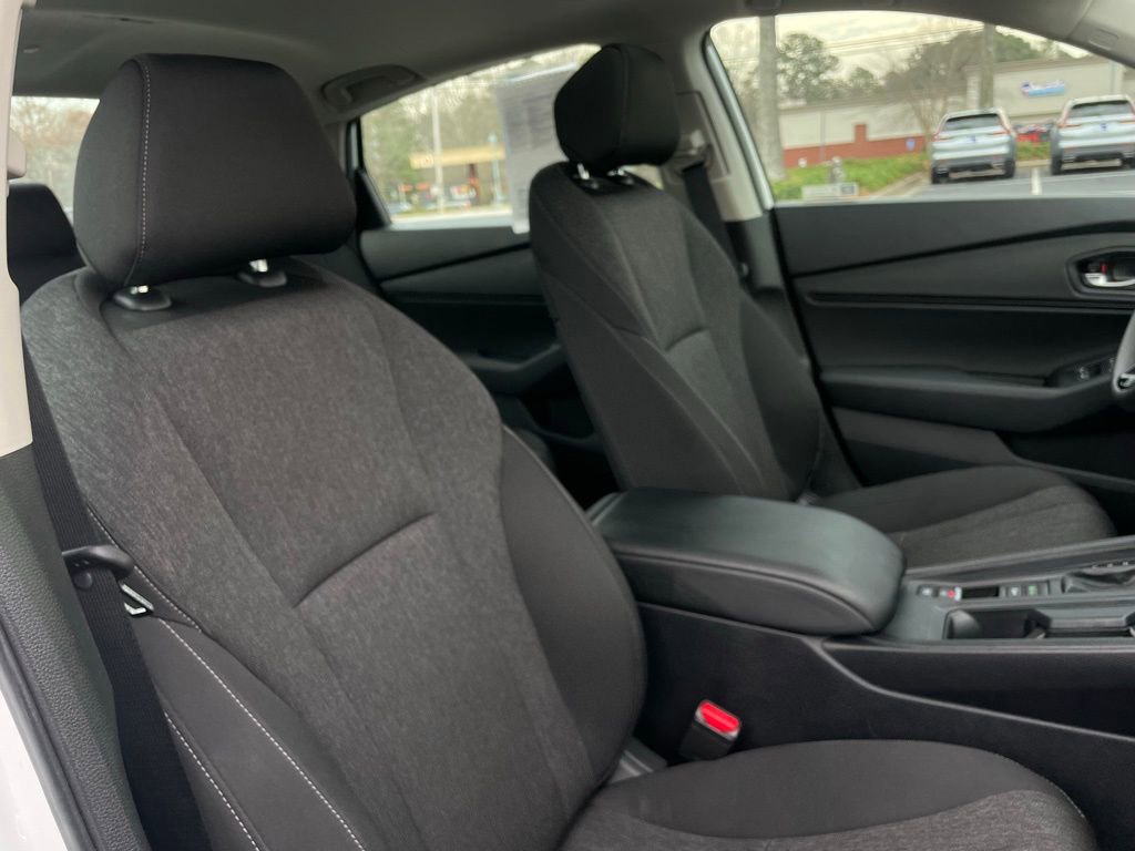 Certified 2025 Honda Accord SE image 31