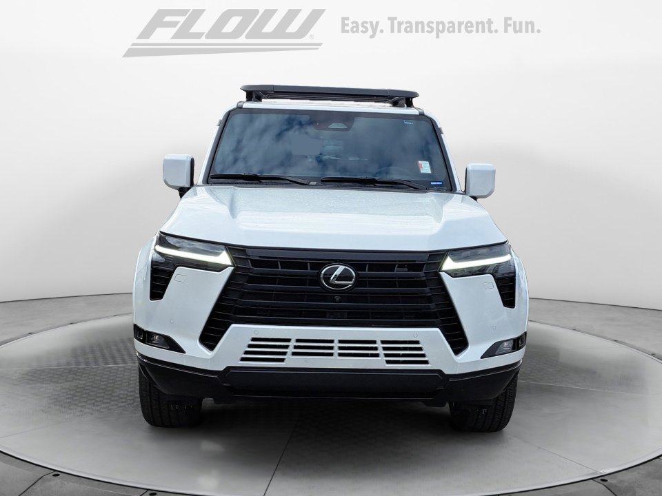 Used 2024 Lexus GX 550 image 3
