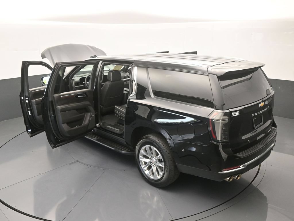 Used 2026 Chevrolet Suburban Premier AWD/4WD image 75